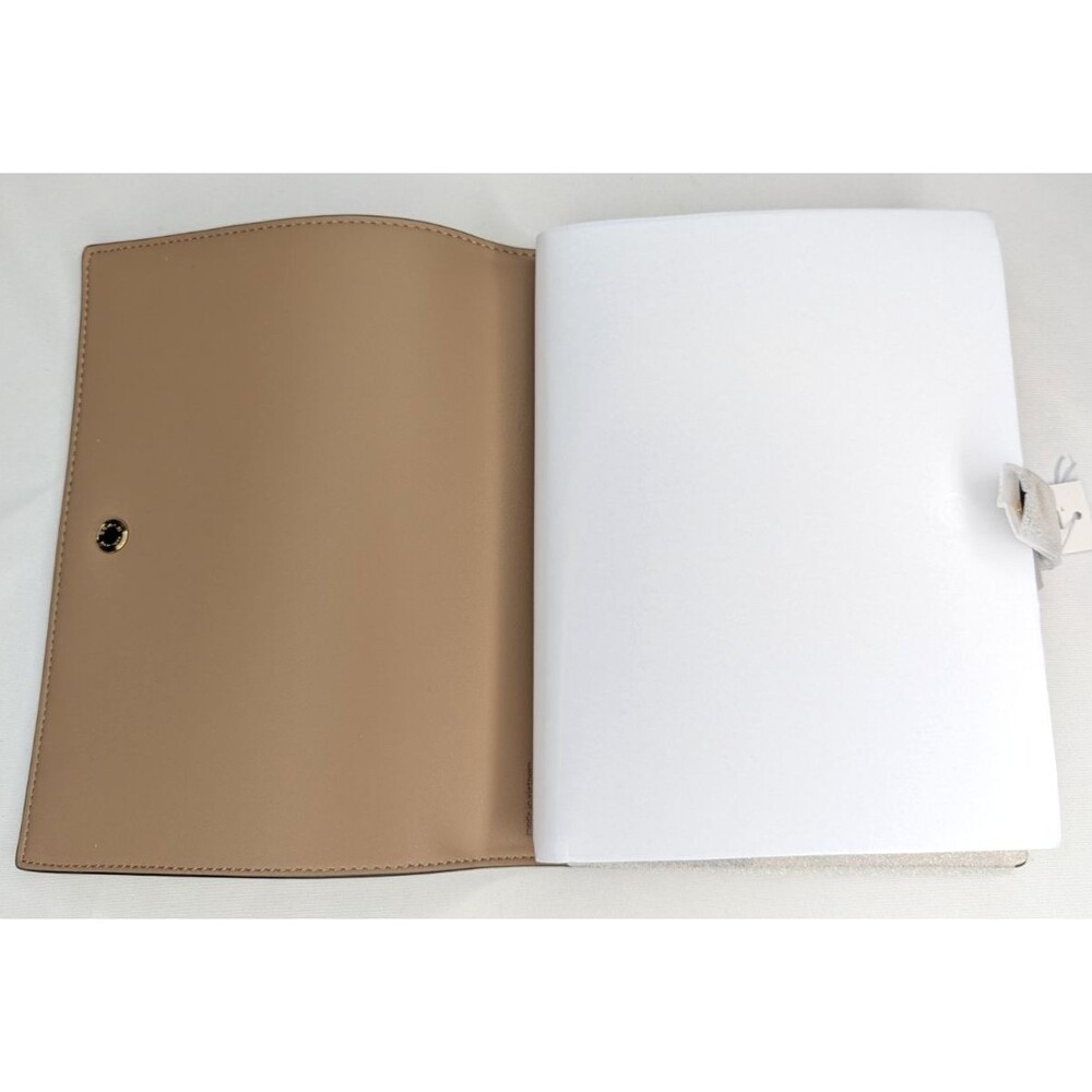 Coach Notebook - CZ198 White Chalk Signature Canvas/Smooth leather - NWT - Picture 3 of 8